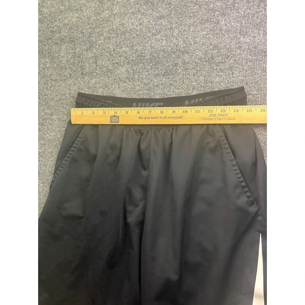 Nike Dri-FIT Shorts Mens Large Black Swoosh Logo Athletic Gym Training 66218
